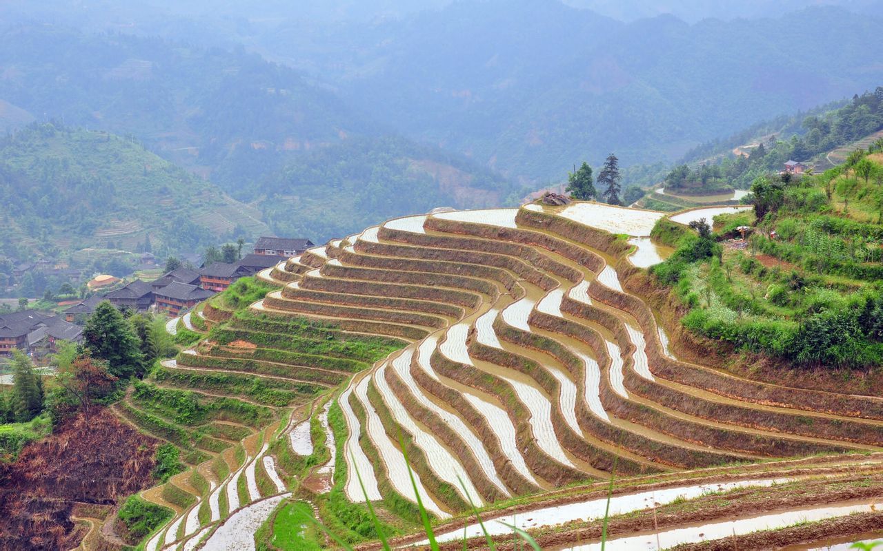 云南特色梯田幻灯片背景